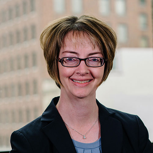 Michelle Bach Headshot